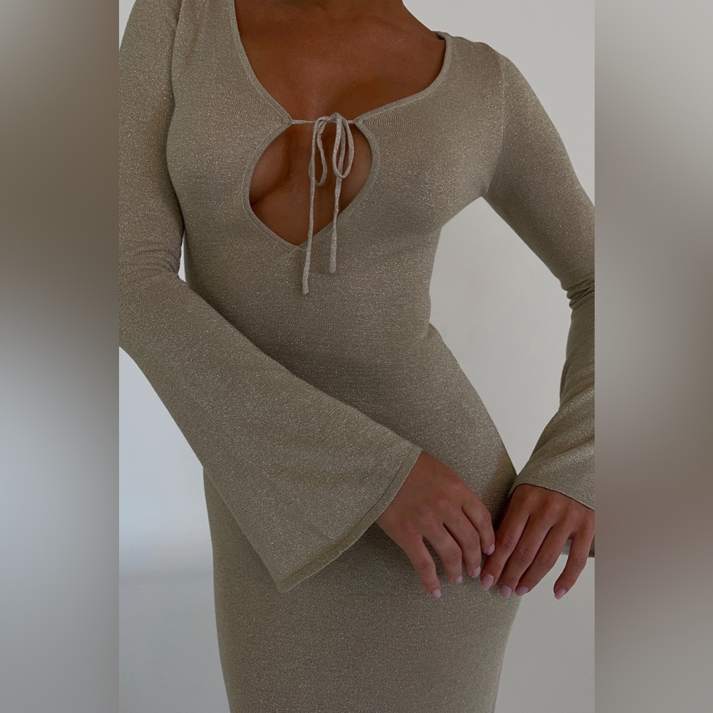 NWT Meshki Kamila Gold Maxi Dress with Long Sleeves - Picture 2 of 9